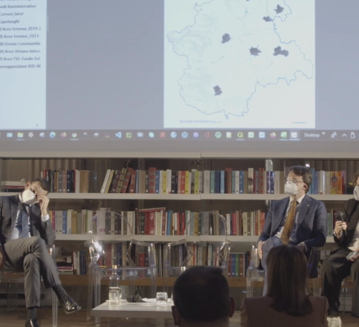 Palco al circolo dei lettori