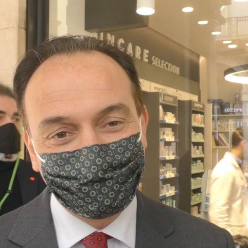 Cirio con mascherina