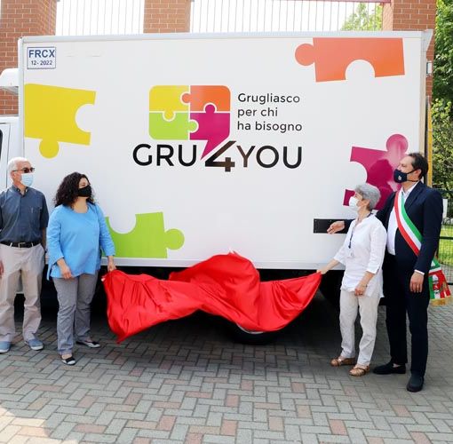 nuovo centro civico Nello Farina a Grugliasco durante un'inaugurazione