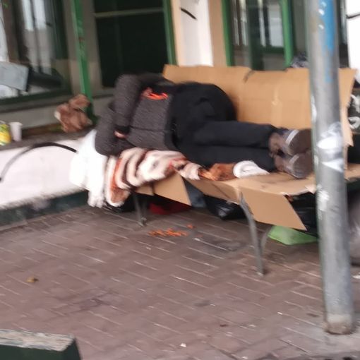 Raccolta coperte per i senzatetto a Torino: CasaPound si mobilita per far fronte all’inverno