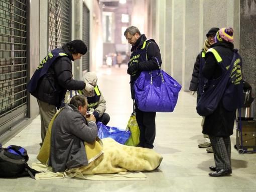 Clochard Cavallerizza Reale, Schellino: &quot;Li aiuteremo, ma non avranno canali privilegiati&quot;