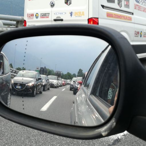 Lunghe code sulla Bardonecchia-Torino al rientro dal weekend causa rifacimento del manto stradale