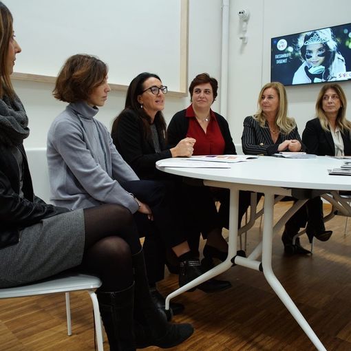 Safe, alleanza tra profit e non profit per finanziare l’educazione nelle scuole contro la violenza di genere