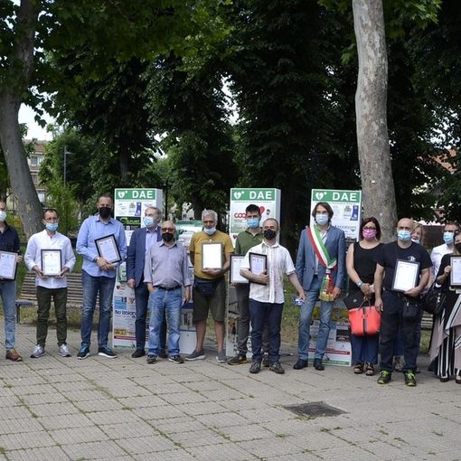 consegna defibrillatori nichelino