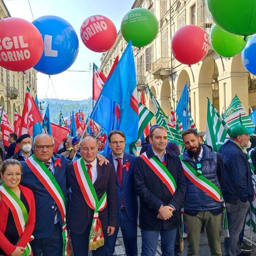 Il corteo del 1° maggio 2022 a Torino