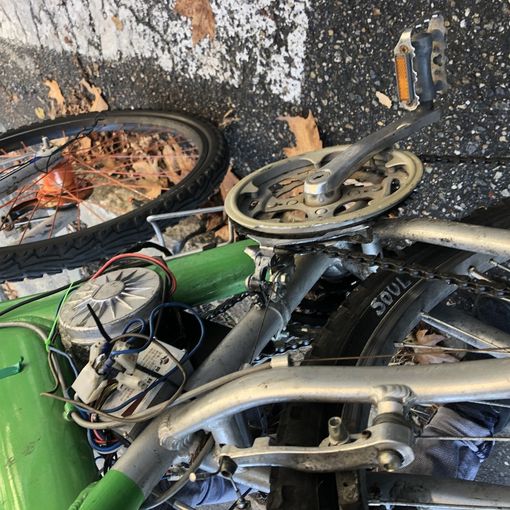 Modifica la bicicletta con un motorino elettrico: sanzionato un 33enne