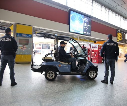 Controlli nelle stazioni e sui treni: arrestato un 61enne dopo un furto a Porta Nuova