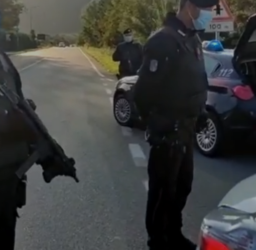 posto di blocco carabinieri