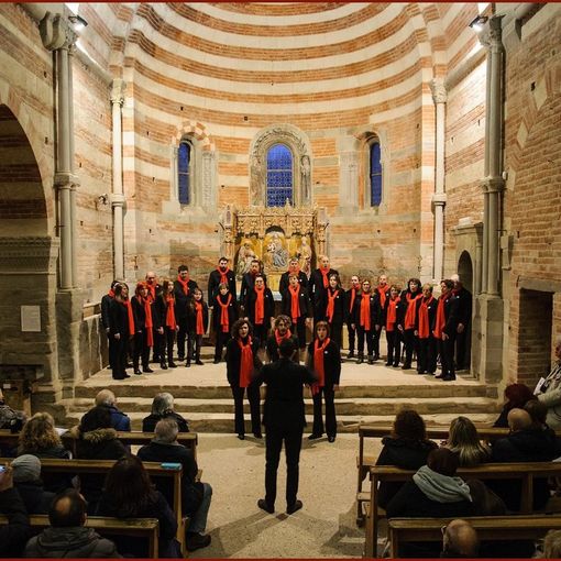 La Corale di Bairo in concerto all'abbazia di Vezzolano