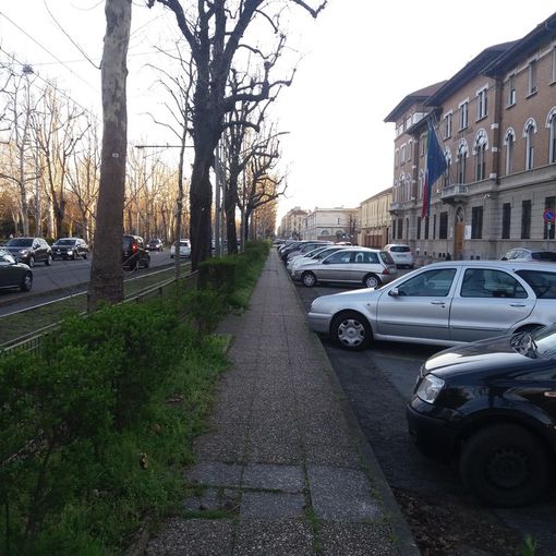 Corso IV Novembre, 60 posti auto recuperati. &quot;Strisce blu? Possibile soluzione al problema parcheggi&quot;