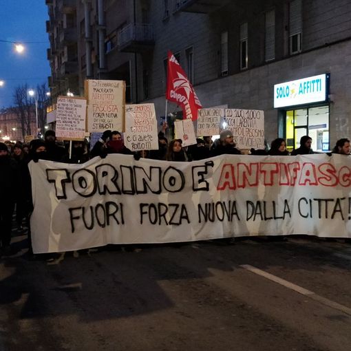 Si è conclusa senza incidenti la manifestazione degli antifascisti a Torino: &quot;Fuori Forza Nuova dalla città&quot; (FOTO E VIDEO)