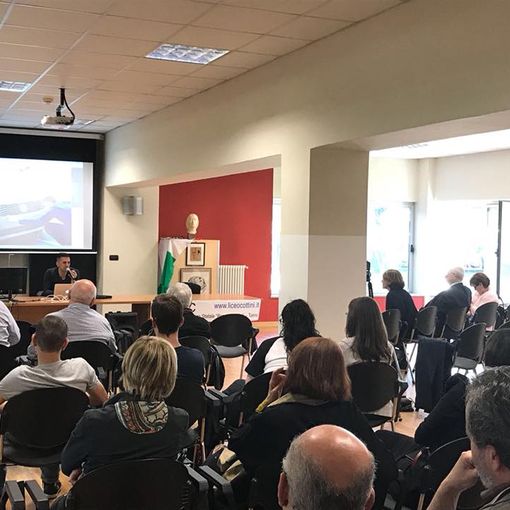 Passato, presente e futuro al Liceo Cottini: l'albo d'oro e un nuovo bar