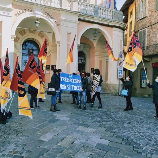 Moncalieri, manifestazione dei dipendenti della casa di riposo &quot;Denina&quot;