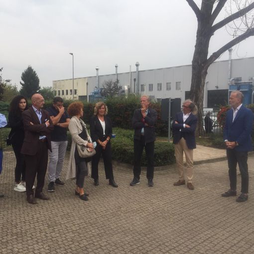 Damilano in visita allo stabilimento Bus Company di Torino