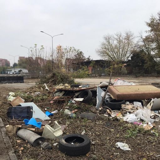 Dal centro di Torino a via Traves: il rifugio del Comune per i senza tetto lontano e assediato dal degrado