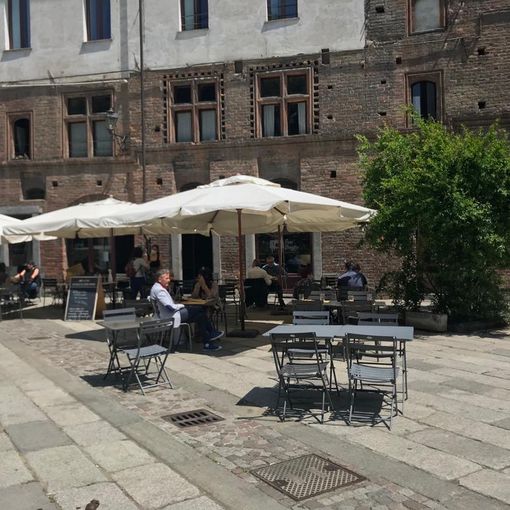 Lo smart working spegne i bar e i ristoranti del centro di Torino, cali di quasi il 50%: &quot;Riapriamo gli uffici&quot;
