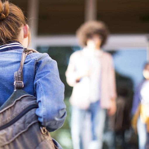 Obbligo vaccinale insegnanti: 40mila docenti no-vax da sostituire. Invia ora la tua MAD