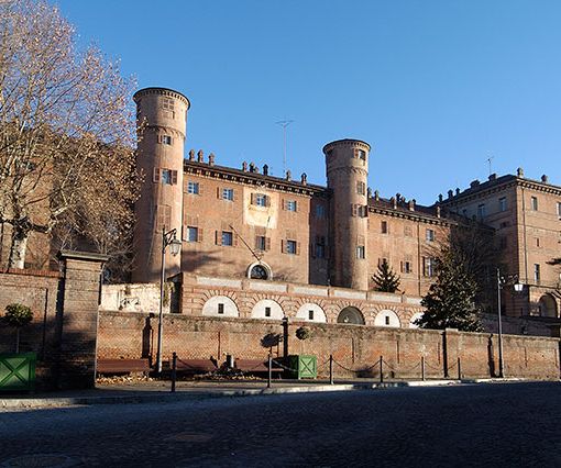 castello di moncalieri - foto d'archivio
