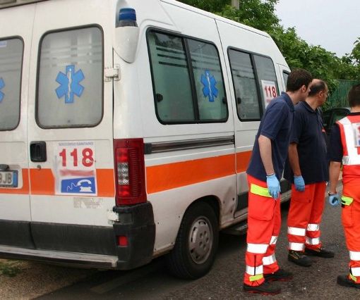 Incidente sul lavoro, agricoltore muore schiacciato dal tagliaerba