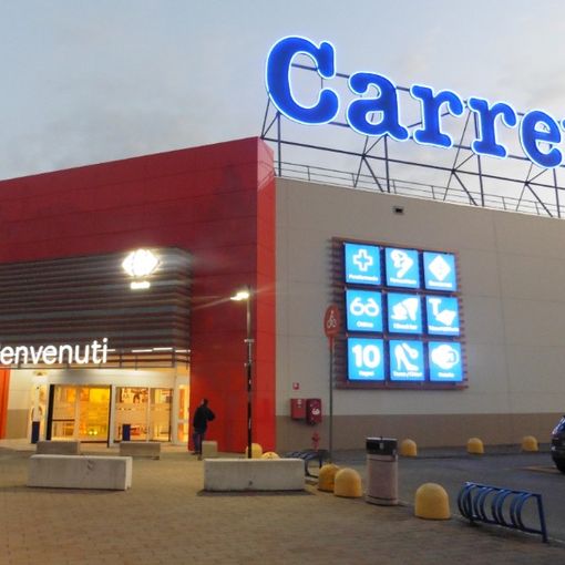 Nuovo look per il Carrefour di Burolo, terminati i lavori di restyling