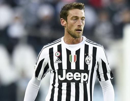 Rapinatori nella villa di Marchisio: ladri armati di pistola si fanno consegnare orologi e gioielli