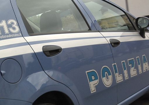 Nascondeva nel posacenere dell’auto 4 ovuli di cocaina, arrestato albanese