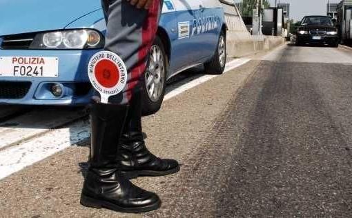 Nascondeva in auto 200 grammi di cocaina, arrestato albanese