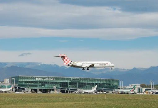 Volotea, riparte la rotta Torino-Olbia
