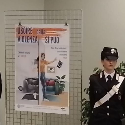 donne carabiniere