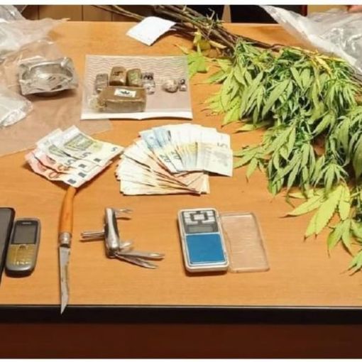 droga sequestrata da parte dei carabinieri