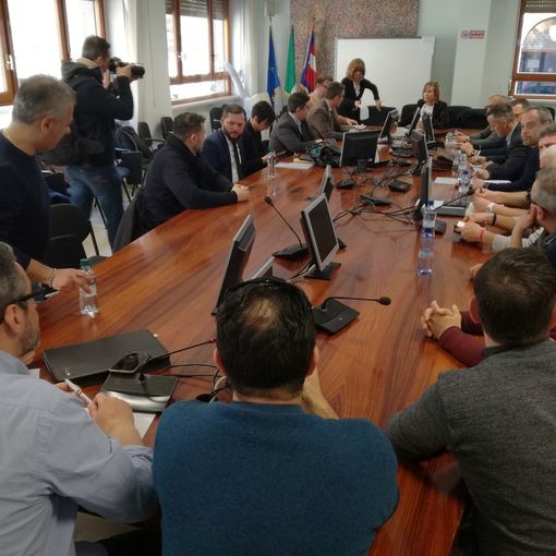 Embraco, definiti gli incentivi all'esodo. Ora si attende la firma del congelamento dei licenziamenti (FOTO E VIDEO)