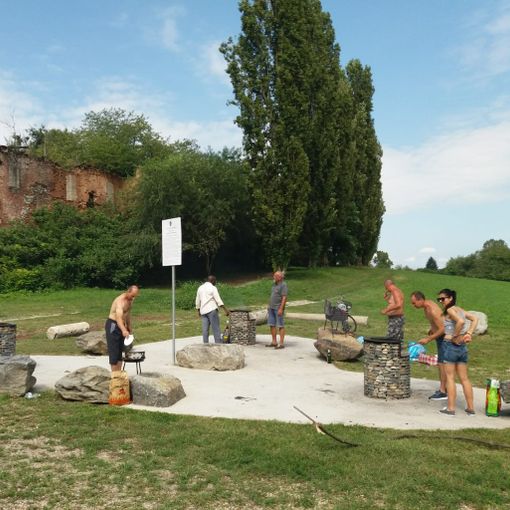 Pranzo di Ferragosto nei parchi torinesi: vincono le griglie sperimentali del Comune [FOTO]