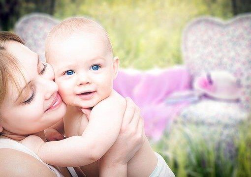 Fertilità femminile: si sta davvero allungando?