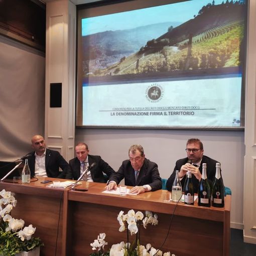Un territorio inteso come brand, da rivelare ai wine lover desiderosi di scoprire i panorami e i profumi dell’uva Moscato bianco