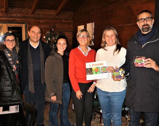 La cucina con i fiori si afferma nelle migliori cucine piemontesi