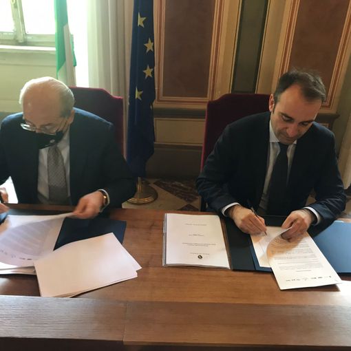 Mai più clochard nelle strade: firmato a Torino un patto d’assistenza per 700 posti letto [VIDEO]