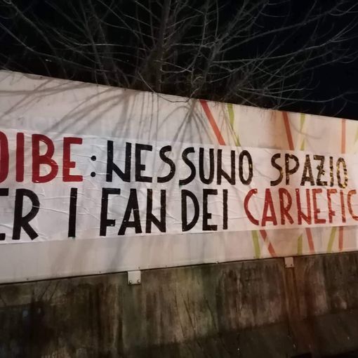 Striscione di CasaPound contro la conferenza &quot;negazionista&quot; sulle Foibe nelle sale della Circoscrizione 3