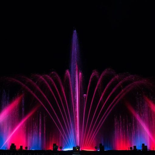 Le fontane luminose