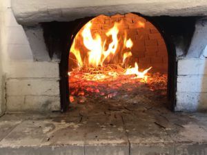 Il forno solidale di Nichelino: &quot;Qui impastiamo l'umanità per le famiglie in difficoltà&quot; (VIDEO)