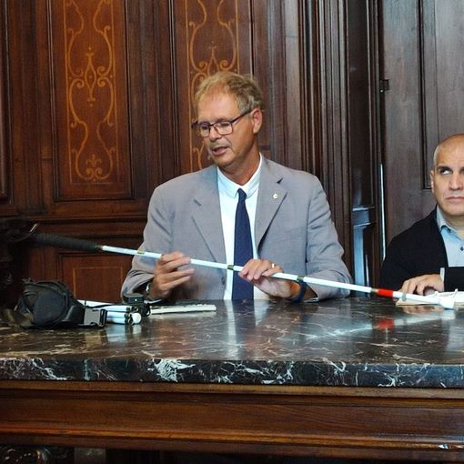 bastone per ciechi