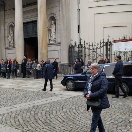 Nosiglia: &quot;Di fronte al dramma di Beauty e alla mancanza di accoglienza da parte di alcuni, sono orgoglioso di quanto ha fatto Torino&quot; (FOTO)
