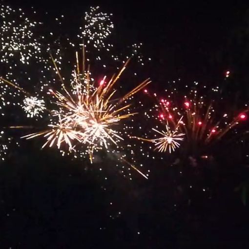 I fuochi d'artificio hanno concluso la festa di San Matteo a Nichelino (VIDEO)