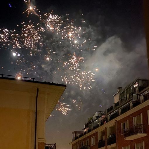 i fuochi d'artificio in zona Vanchiglia: residenti esasperati