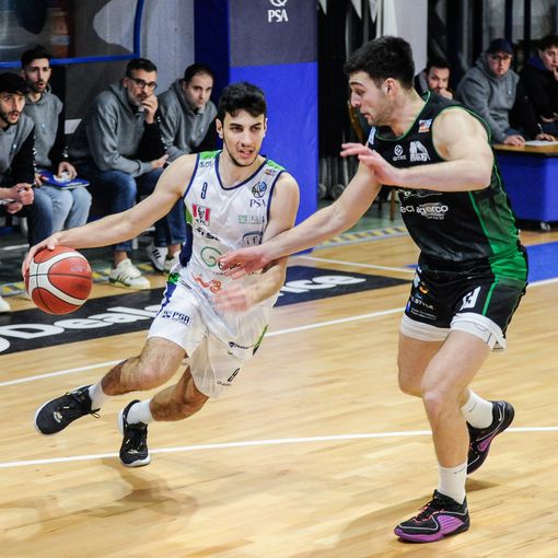 giocatori di basket