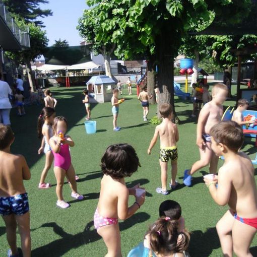A Nichelino i giardini dei nidi si riaprono ai bimbi