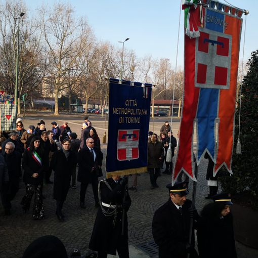 Giornata Memoria, Appendino: &quot;Con clima d'odio crescente, importante interrogarsi su cosa ciascuno di noi può fare&quot; [FOTO e VIDEO]
