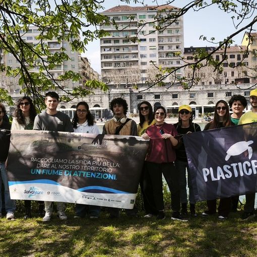 Meno plastica nel Po: oggi la pulizia del parco Leone Ginzburg