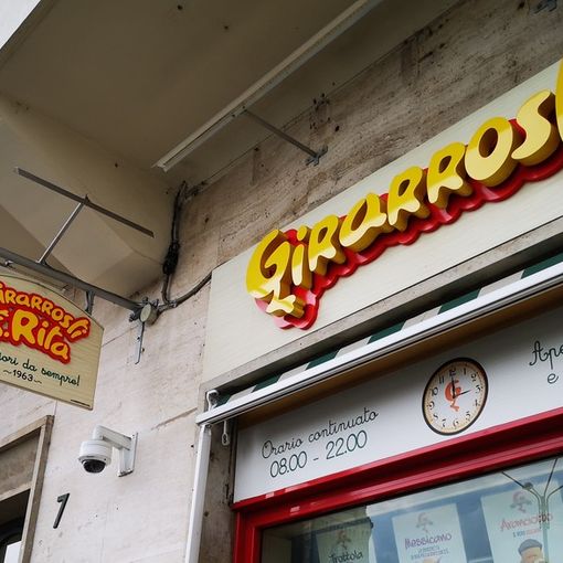 Girarrosti Santa Rita: dopo il blocco del prefetto, l'attività prosegue con la consegna a domicilio