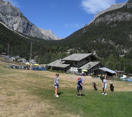 A Bardonecchia una Pro Am di golf per beneficienza
