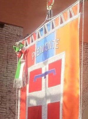 gonfalone regione piemonte